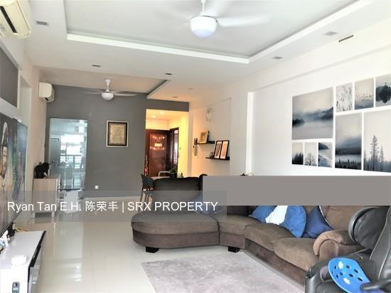 The Hillside (D21), Condominium #226251131